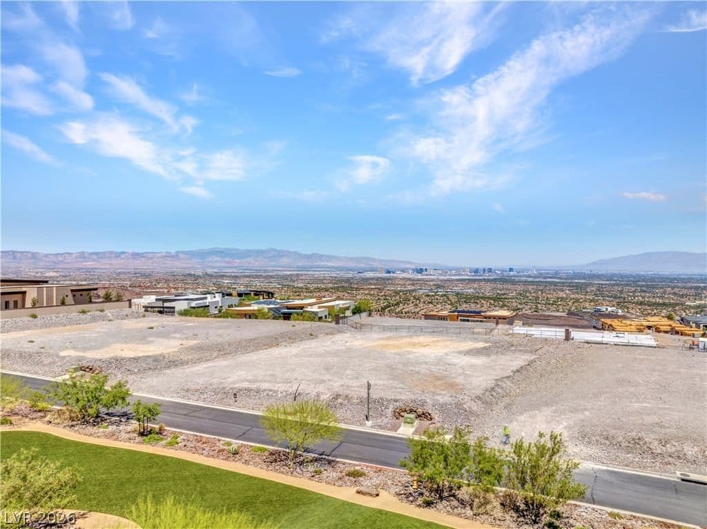5 Stonecutter Court CT
