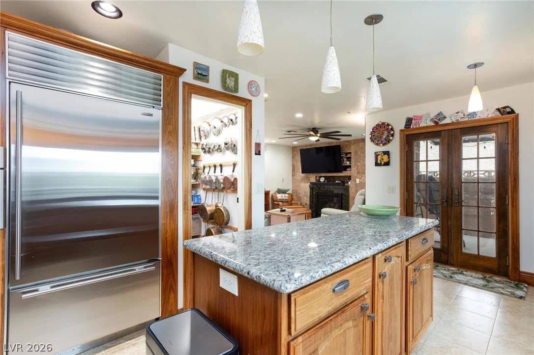 2912 Moonlight Bay Lane photo 4