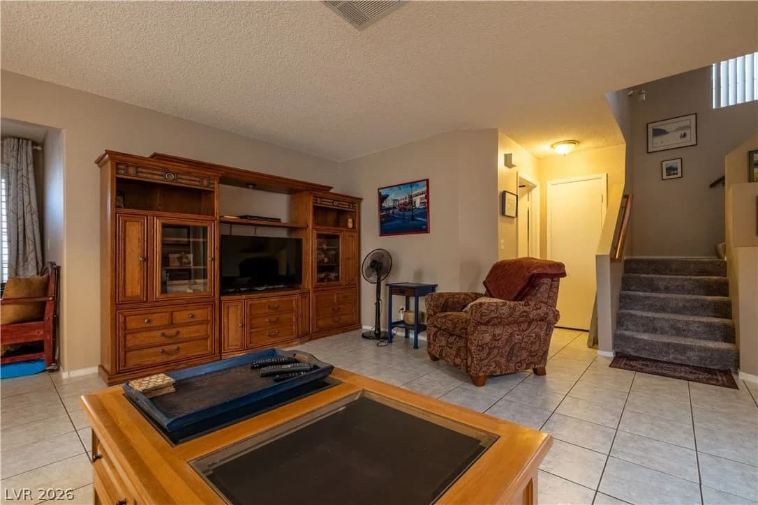2820 Swallow Point Circle CIR photo 5