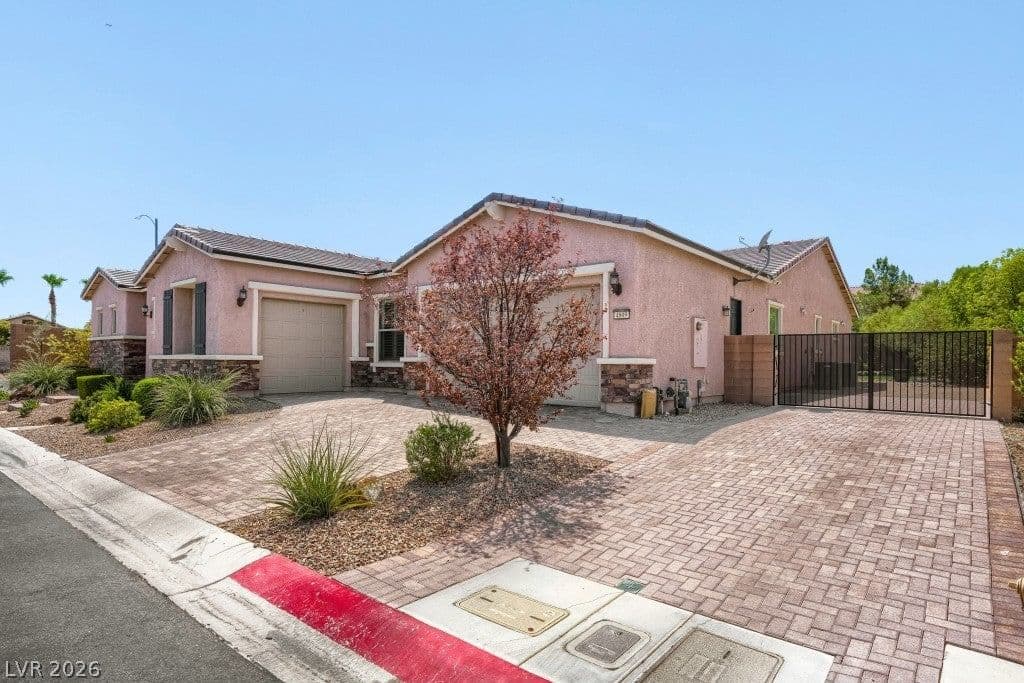 4809 Nightwood Court photo 3