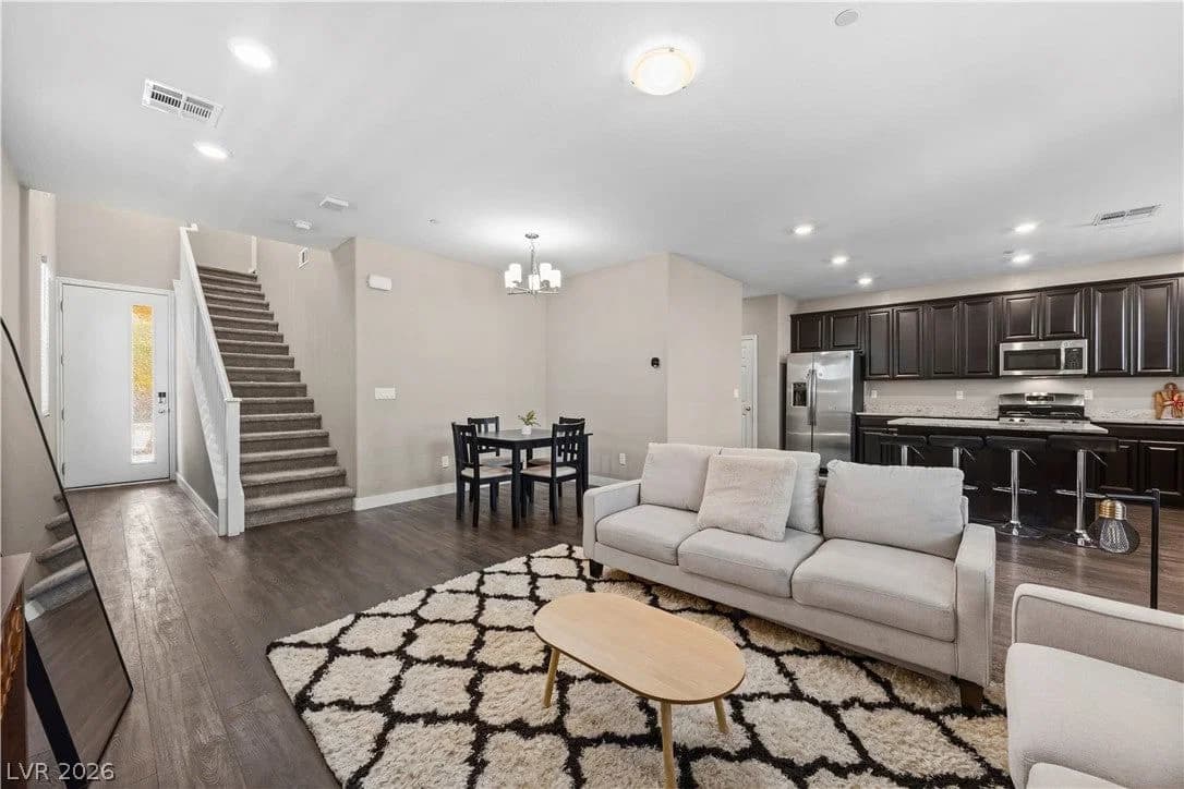 936 Lotus Falls Street photo 3