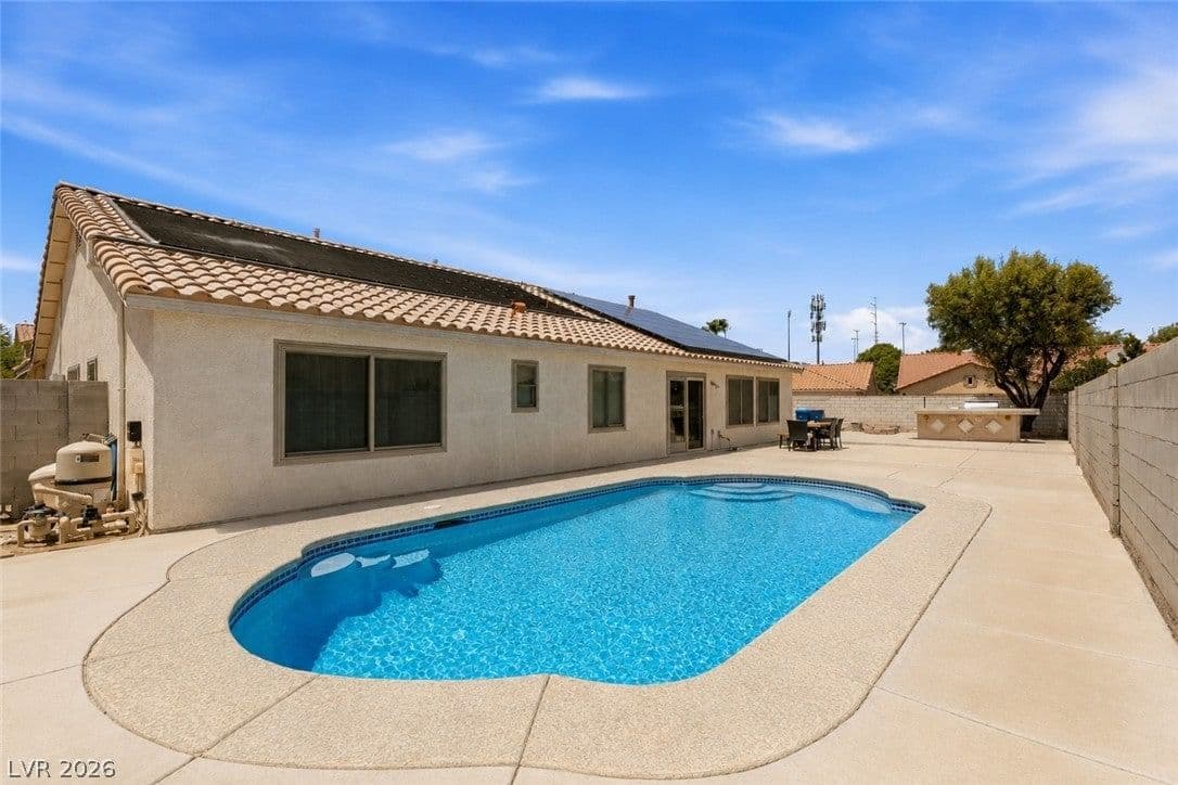 6302 Golden Rain Street photo 4