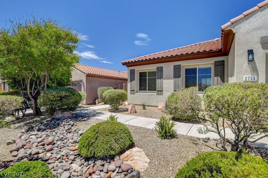 2756 Leys Burnett Avenue photo 4