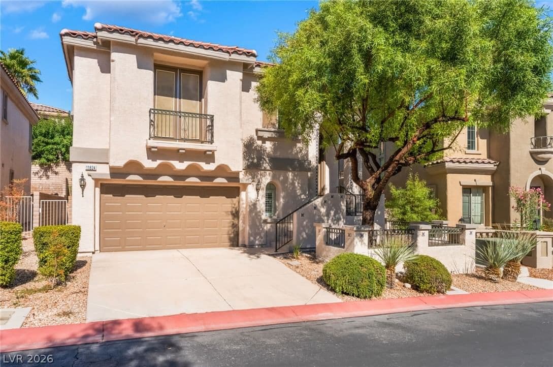 11824 Amistoso Lane photo 2