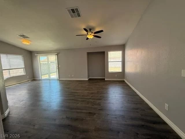 5029 Vista Del Rancho Way photo 2
