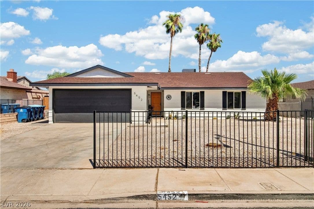5452 Escondido Street photo 2