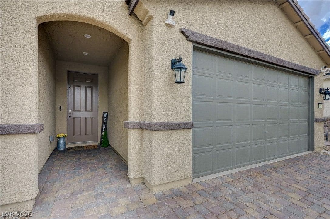 27 Red Sandstone Avenue photo 5