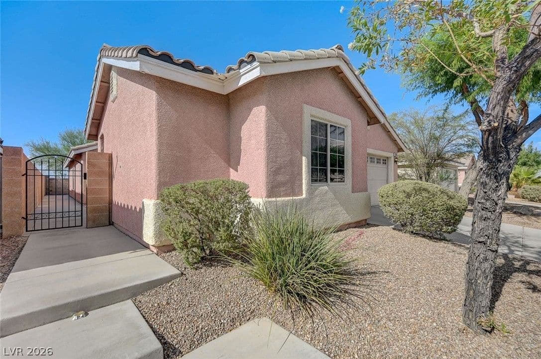 5774 Sierra Medina Avenue photo 4