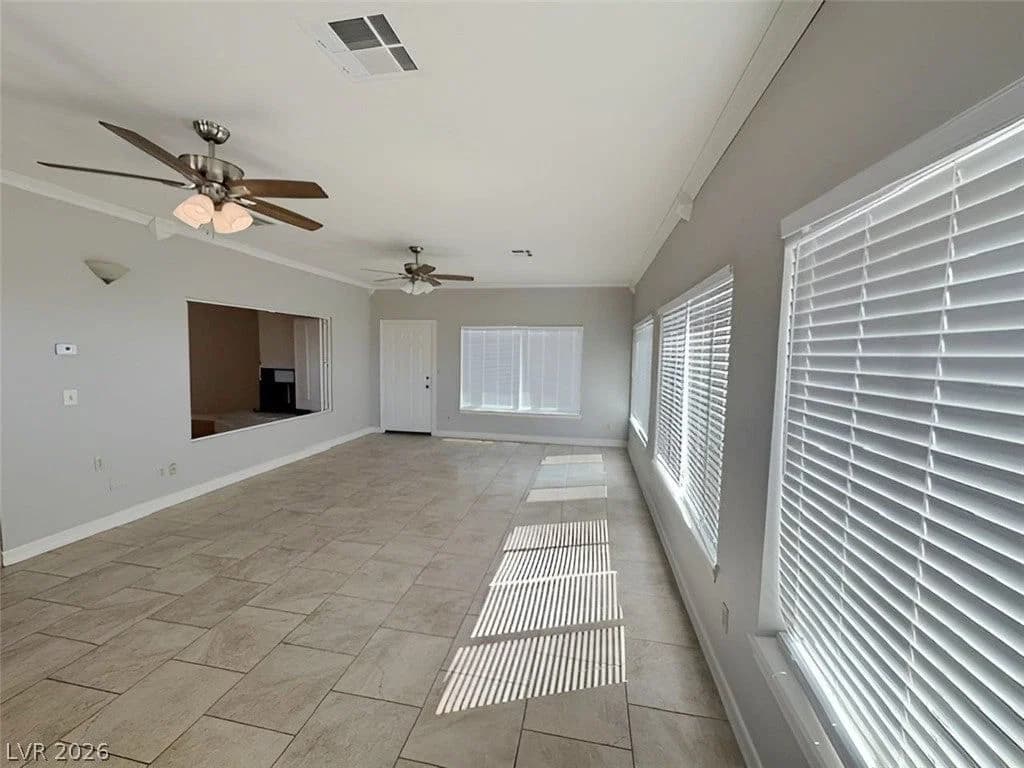 2431 La Casa Drive photo 5