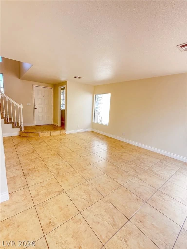 1497 Flintrock Road photo 4