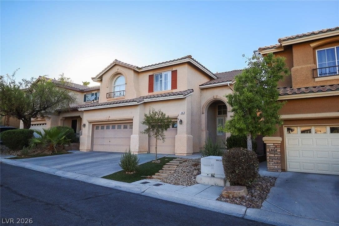 340 Summer Palace Way photo 3
