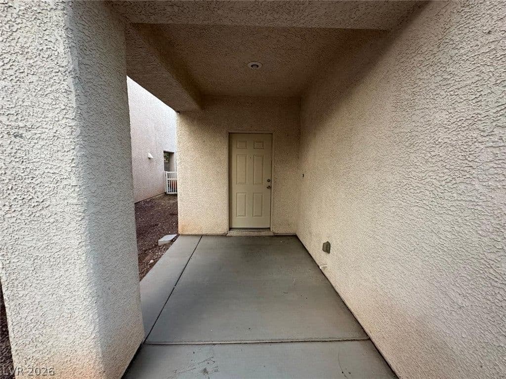 9490 Marshall Creek Street photo 4