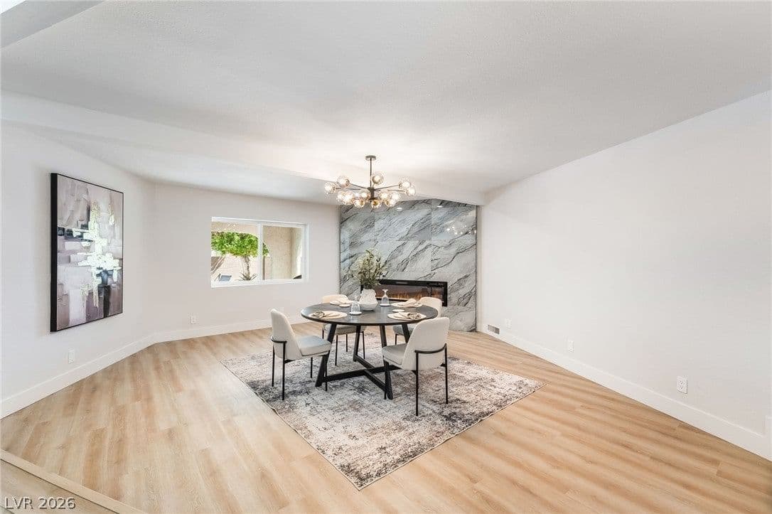 2903 Hardin Drive photo 4