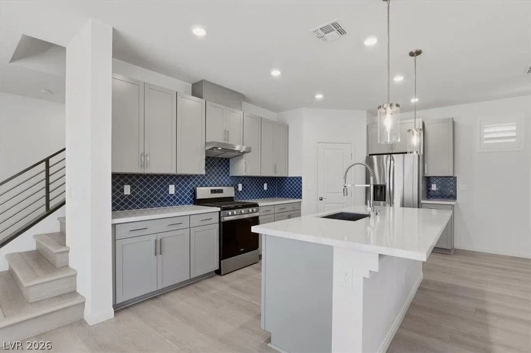 9105 Nostrand Avenue photo 5