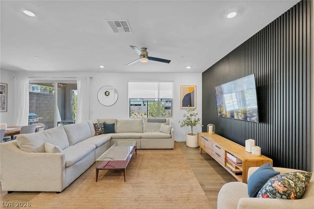 11808 Black Canary Avenue photo 3
