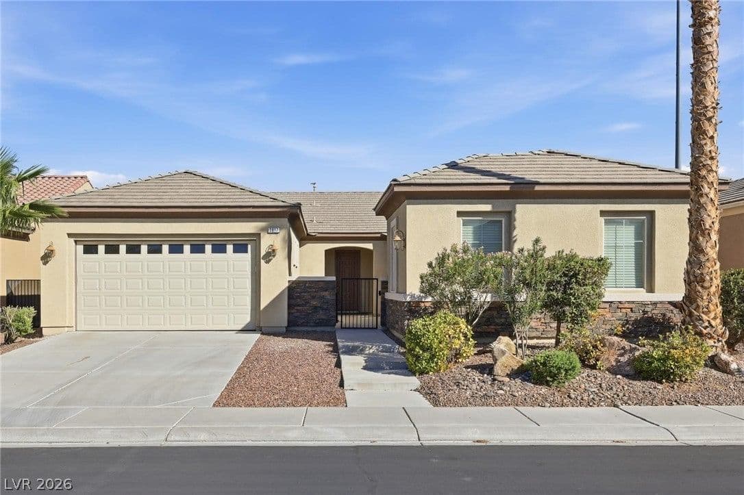 3817 Cackling Goose Drive photo 2