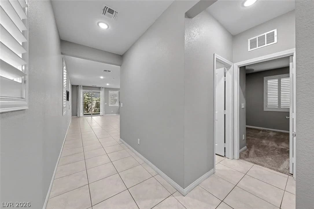 9834 Meranto Avenue photo 2