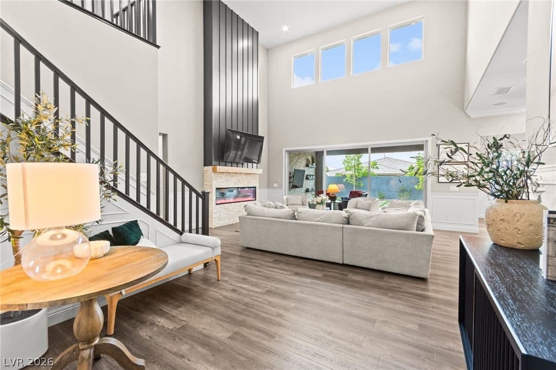 10578 Golden Light Way photo 3