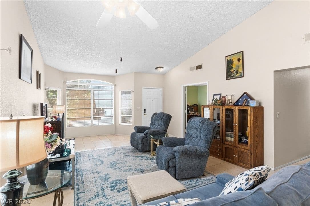 6216 Mandarin Drive photo 3