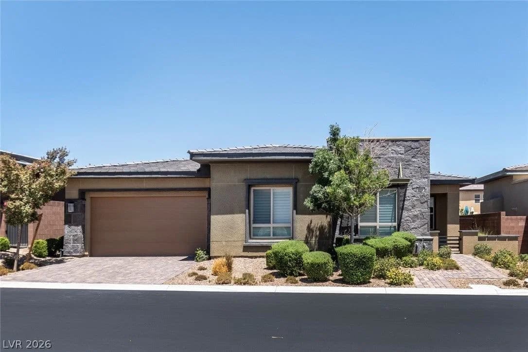 9868 Gemstone Sunset Avenue photo 2