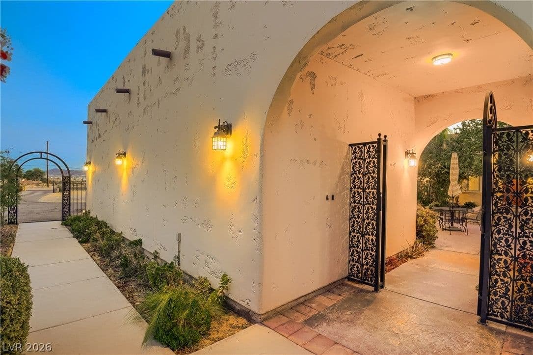 3910 Pebble Road photo 2