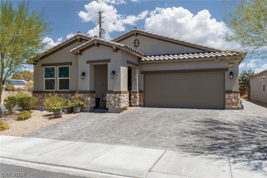 5148 Stonecrop Street photo 2