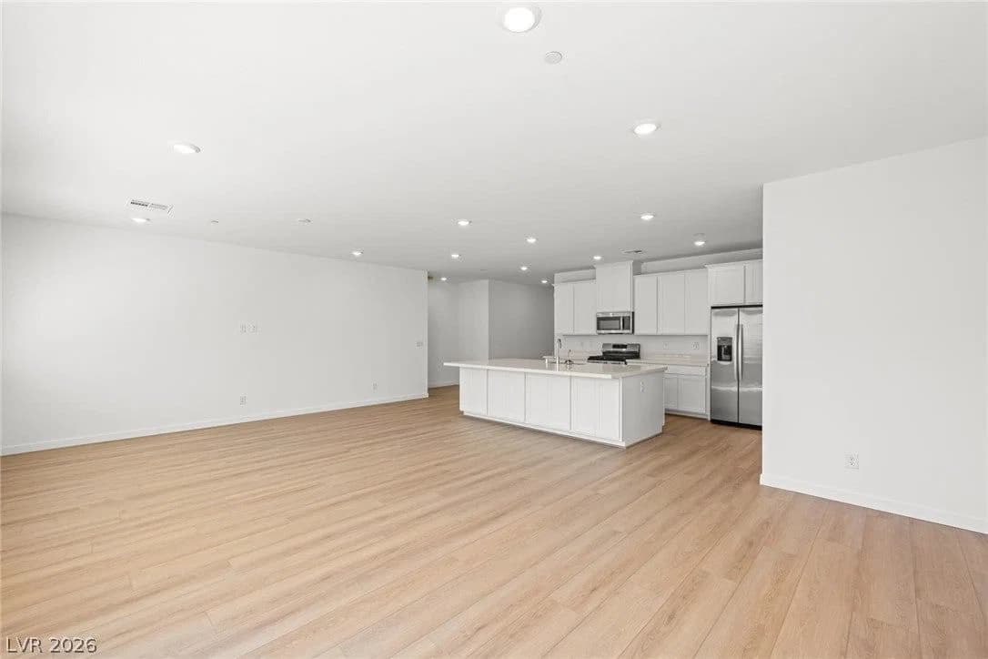 1409 Bianca Falls Drive photo 5