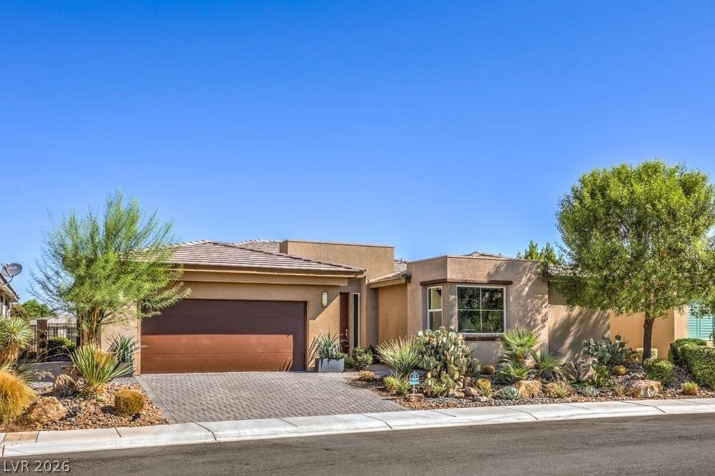 4904 Cactus Canyon Drive