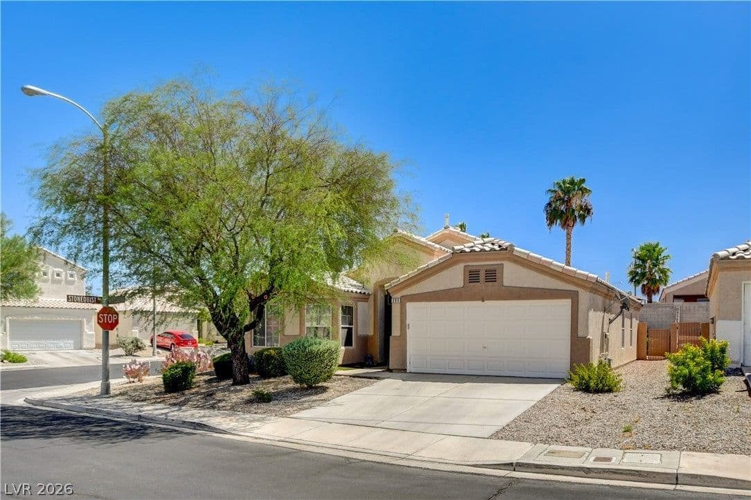 299 Deerleap Circle photo 3
