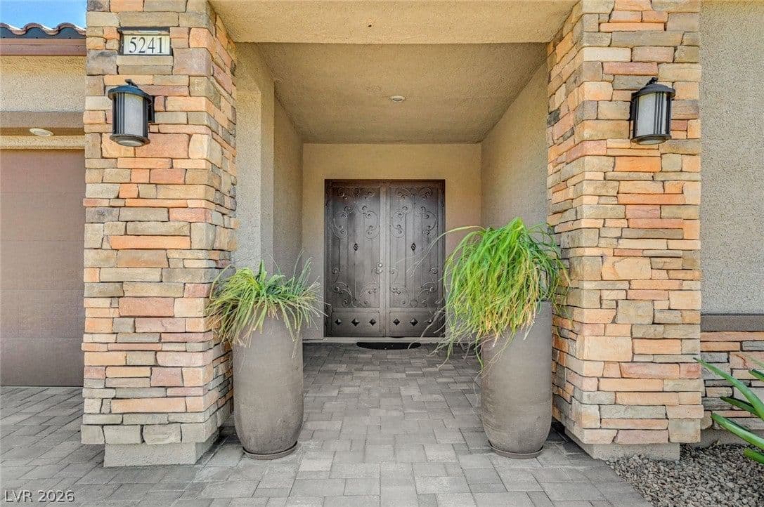 5241 Brayden Court photo 4