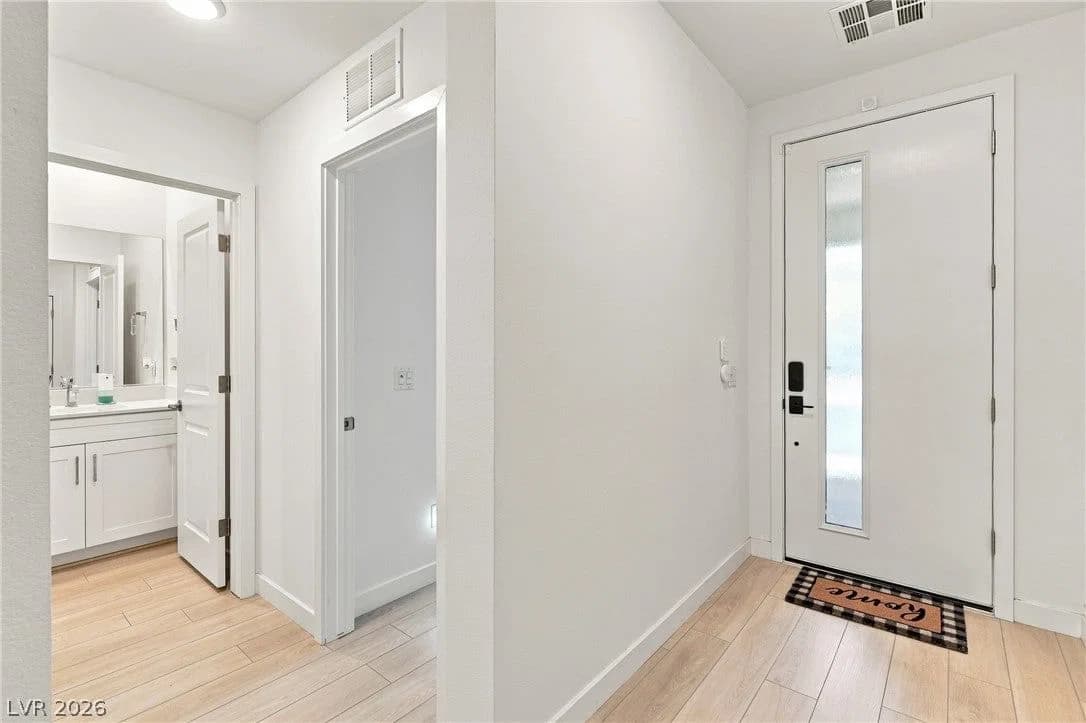 709 Emerson Creek Court photo 4