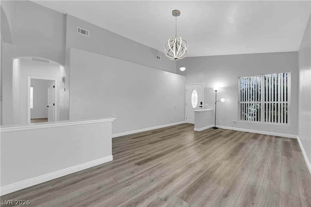 2528 Huber Heights Drive photo 5