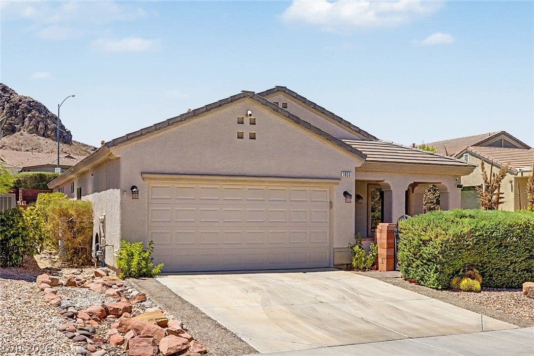 1850 Cypress Mesa Drive photo 2
