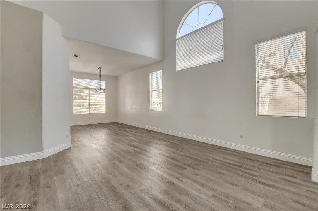 1674 Long Horizon Court photo 5