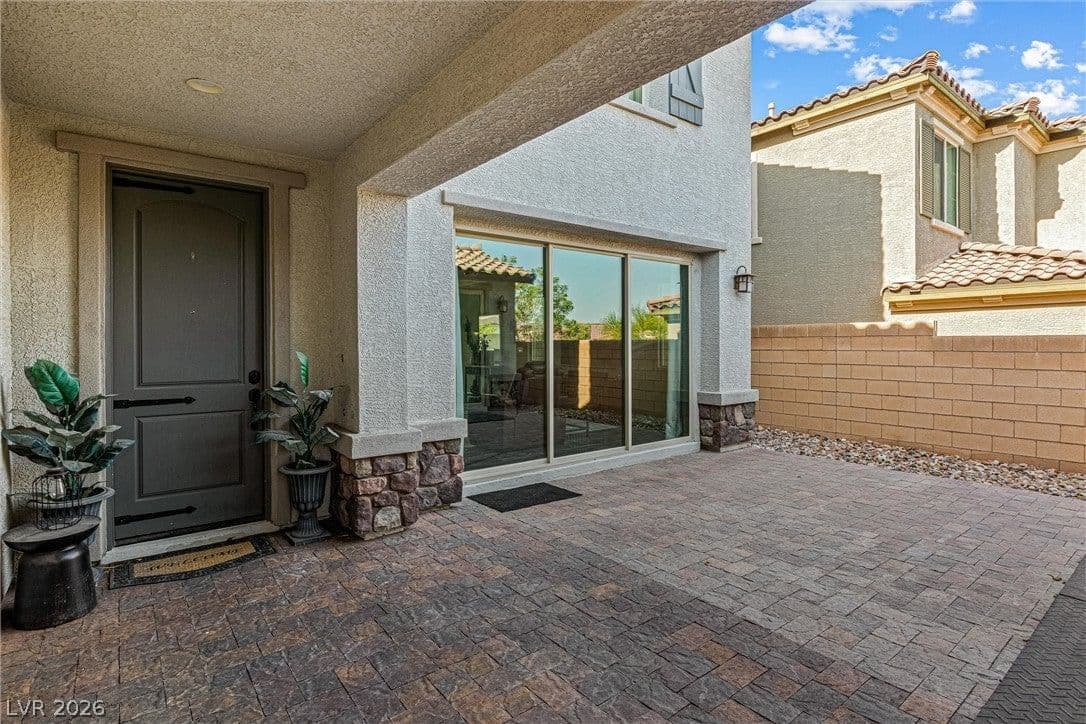 9936 Bighorn Bellows Avenue photo 2