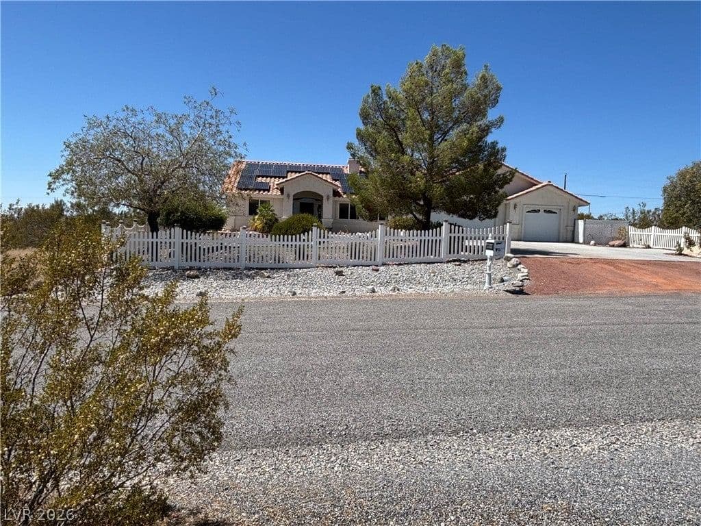 2300 Arado Lane photo 2
