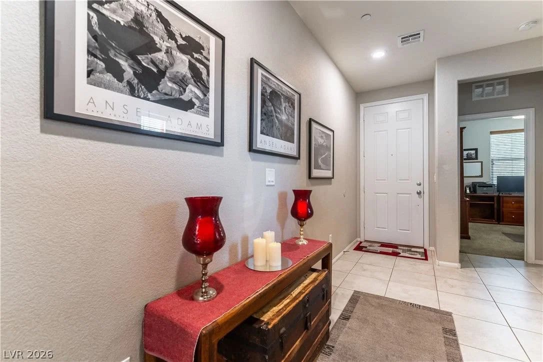 982 Twilight Glow Court photo 2