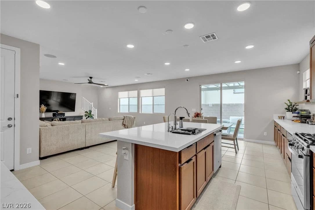 1309 Azure Jay Avenue photo 4