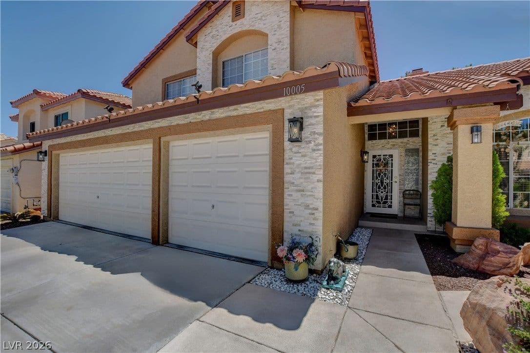 10005 Sail Landing Court photo 2