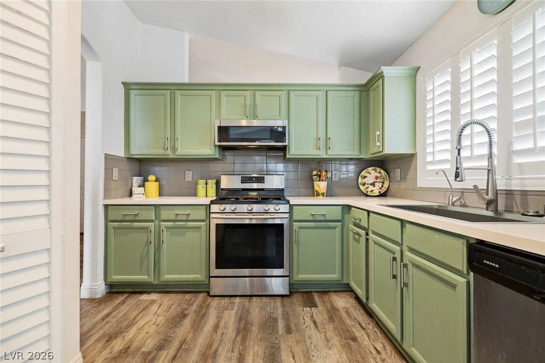 209 Sandpiper Village Way photo 2