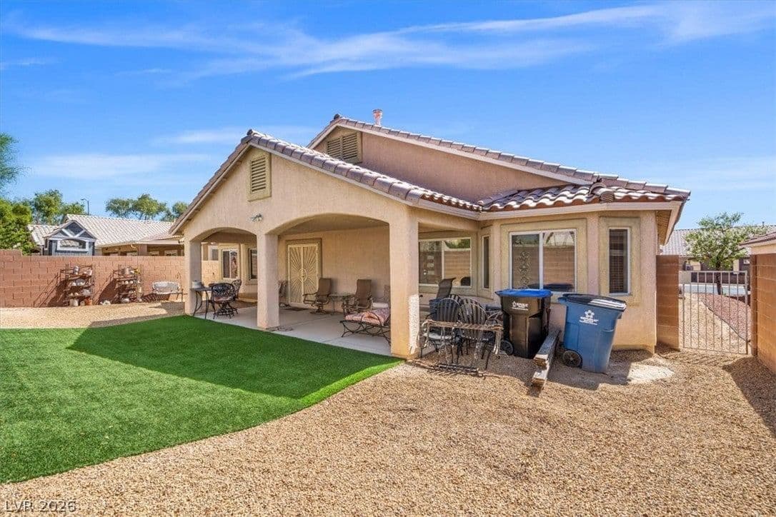 6217 Double Oak Street photo 4