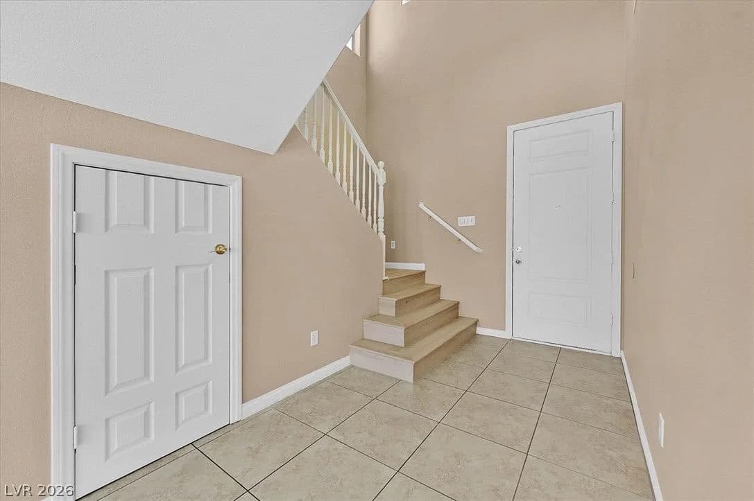 208 Tainted Berry Avenue photo 3
