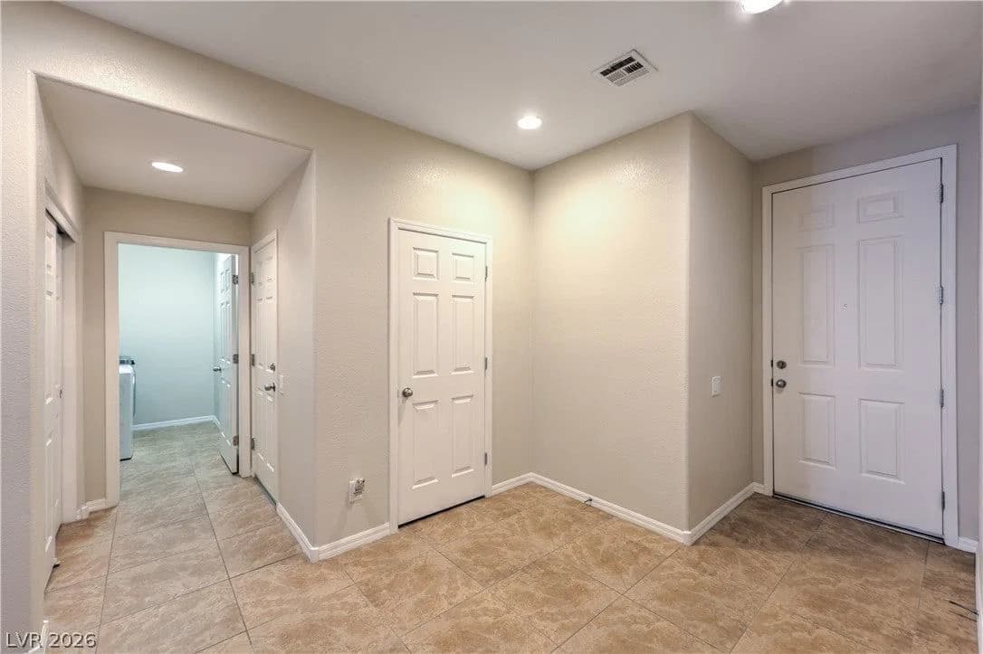 2830 Lochbroom Way photo 5