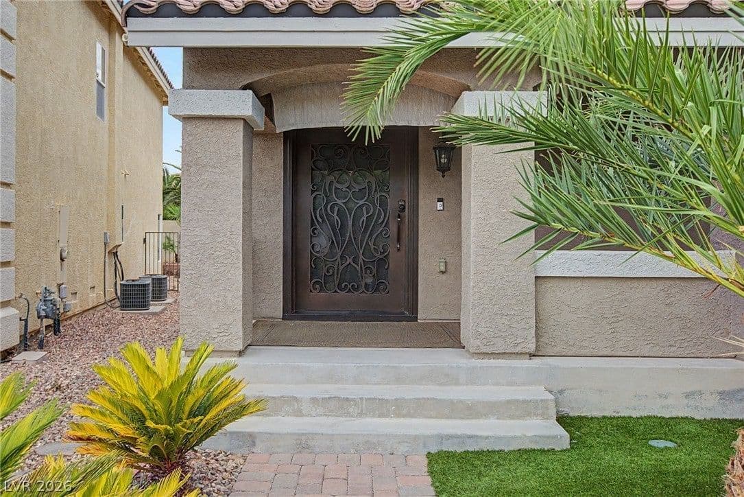10986 Ladyburn Court photo 4