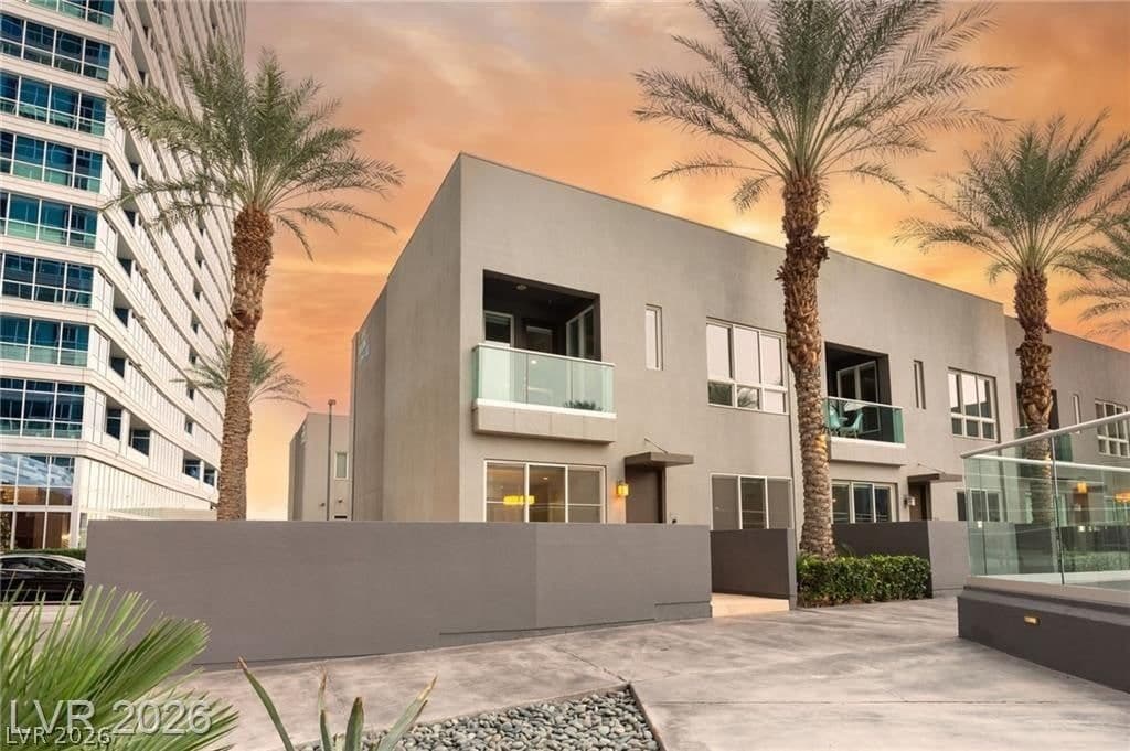 4545 Dean Martin Drive