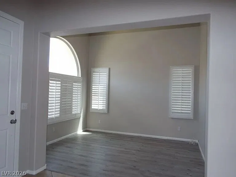 10825 Paradise Road photo 2