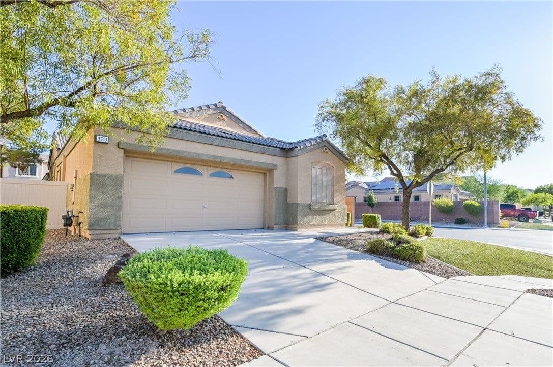 3743 Bella Legato Avenue photo 4