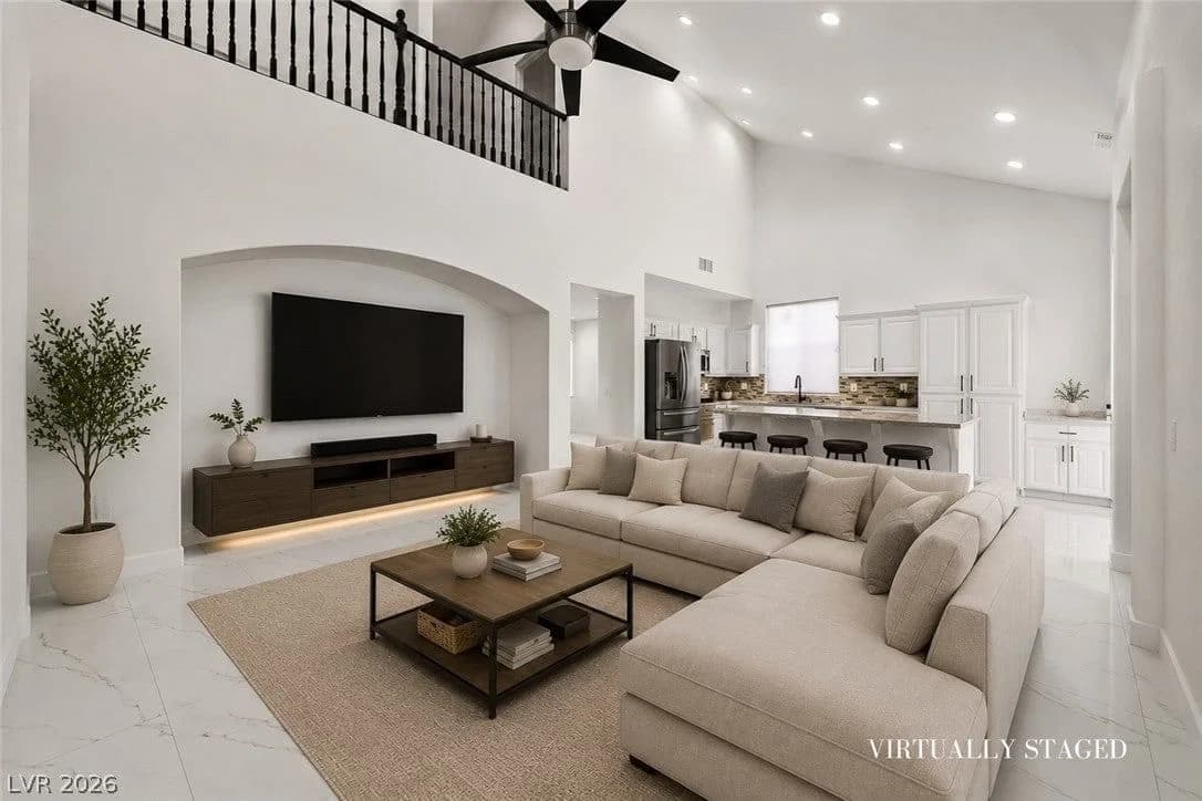 792 Valley Rise Drive photo 4