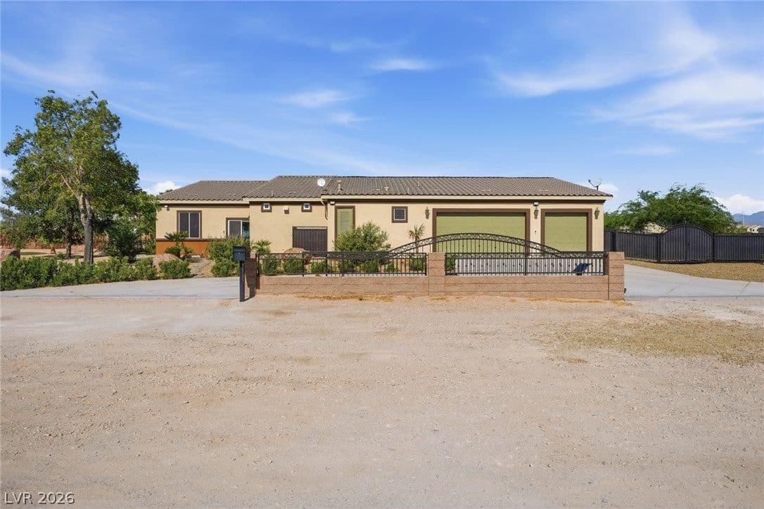 9065 CAMERON Street photo 4