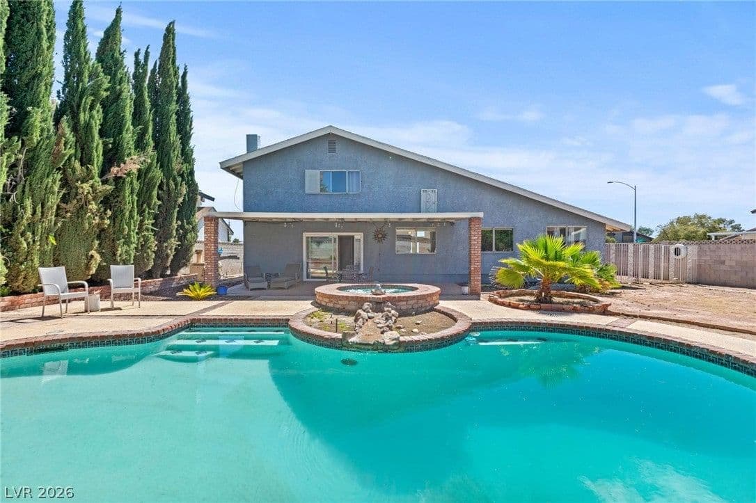 1808 Piccolo Way